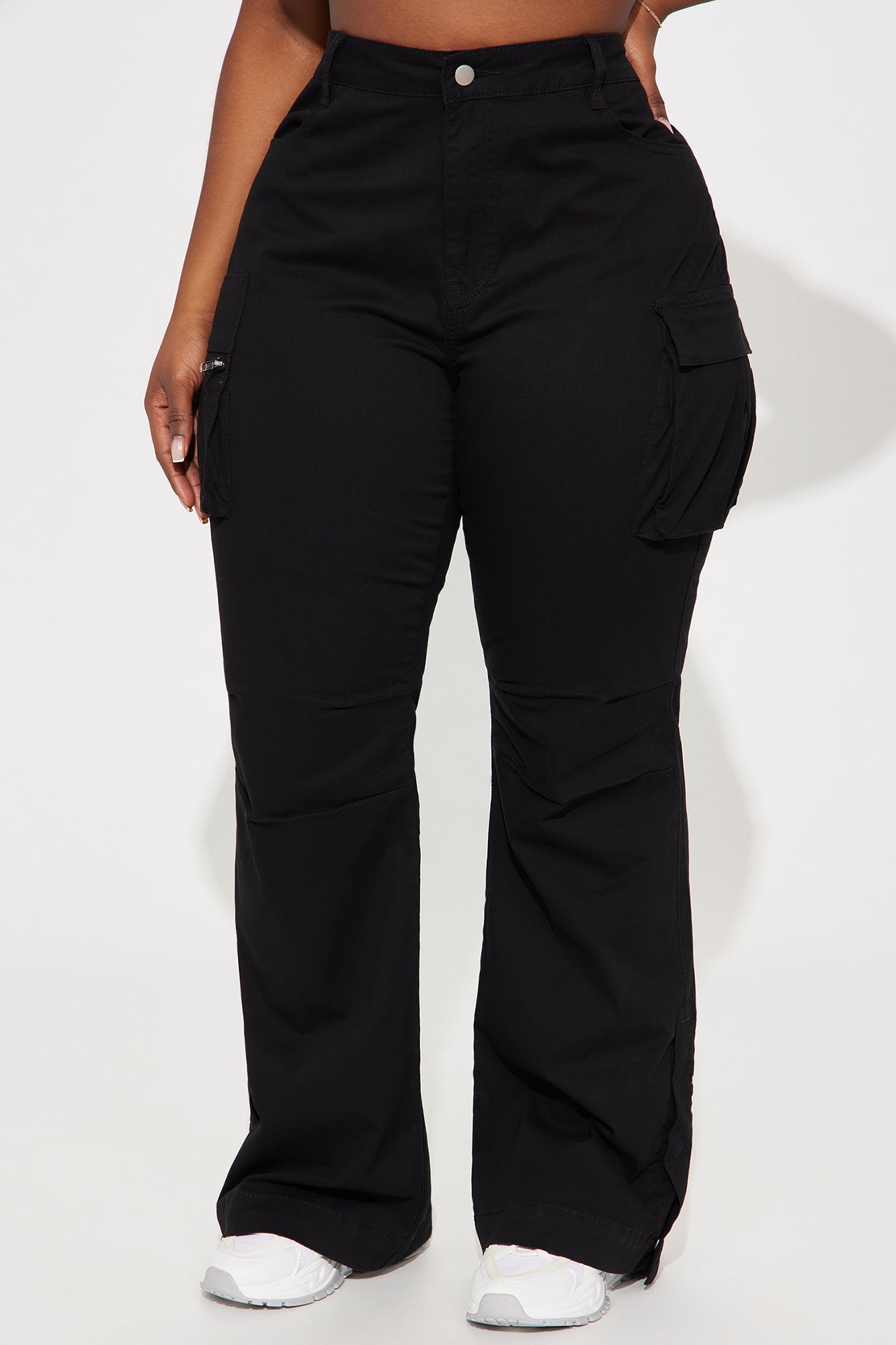https://cdn.shopify.com/s/files/1/0293/9277/files/02-21-24_S6_40_FN1663C3_Black_P_KS_IM_14-10-49_PLUS_101886_PXF.jpg?v=1708790519