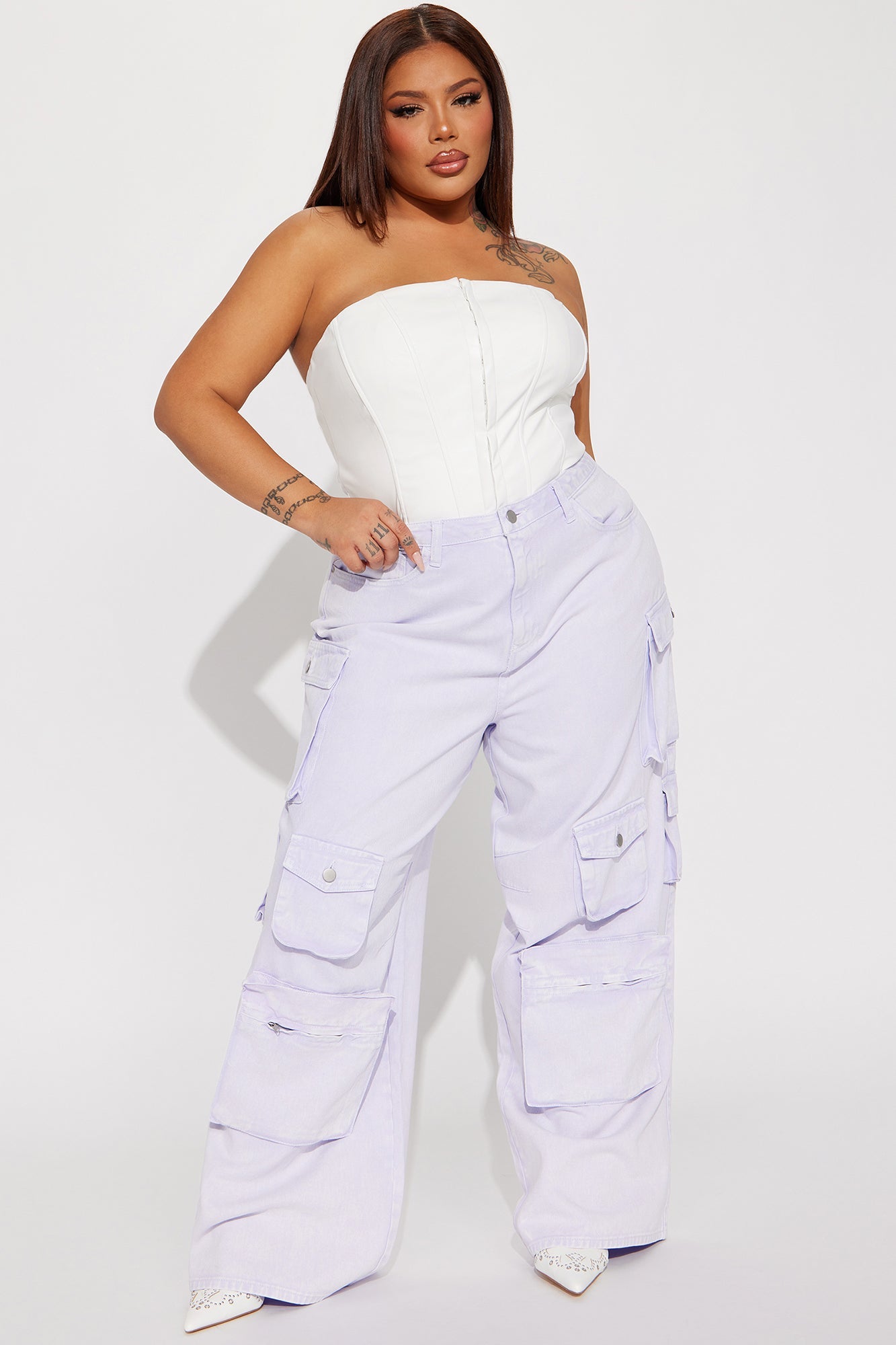 https://cdn.shopify.com/s/files/1/0293/9277/files/05-11-23Studio4_CXB_AC_11-59-06_17_DT14_Lavender_P_17267_PLUS_PXF.jpg?v=1684274309